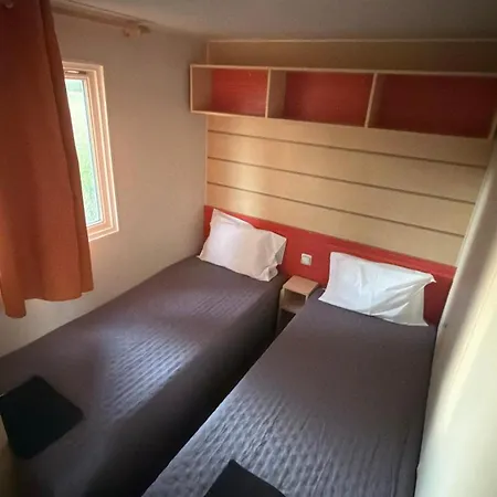 Casa Apolinario مكان تخييم Ílhavo